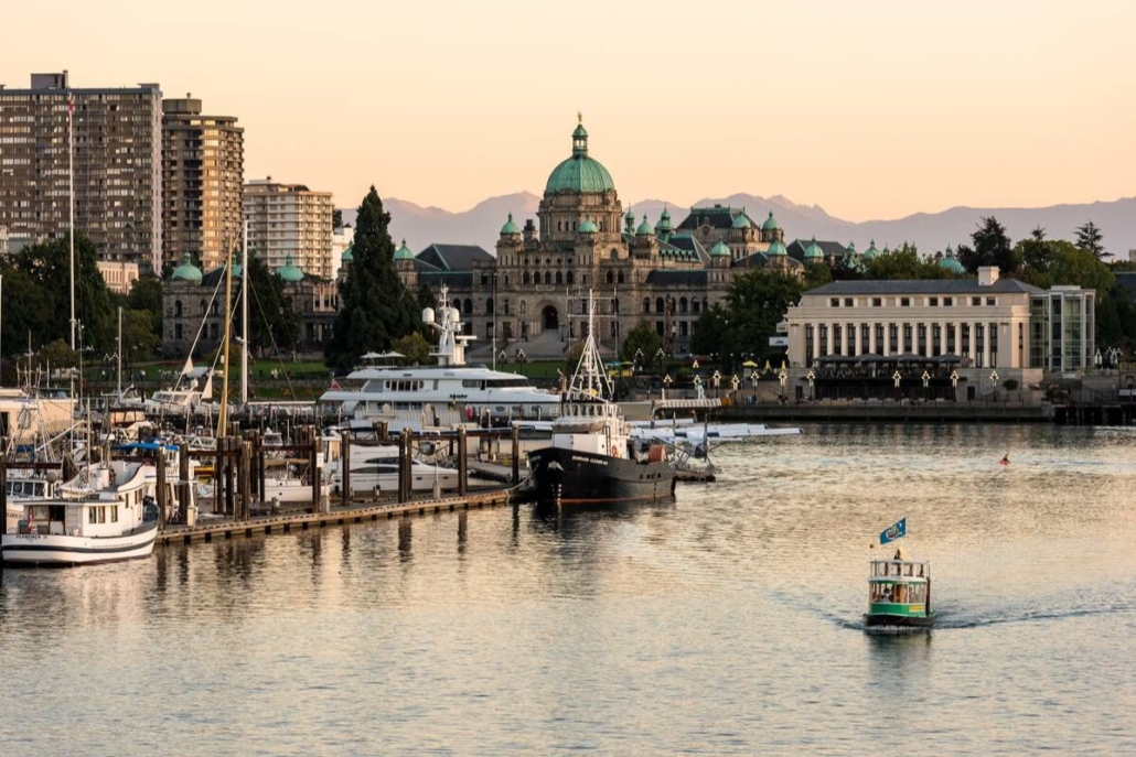 Inner Harbour marina with the Parliament Buildings in the background by Destination BC/Reuben Krabbe