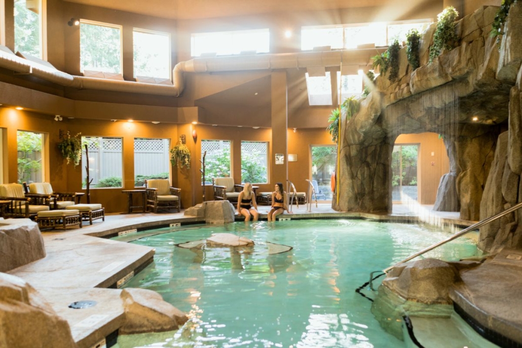 Grotto Spa Pool