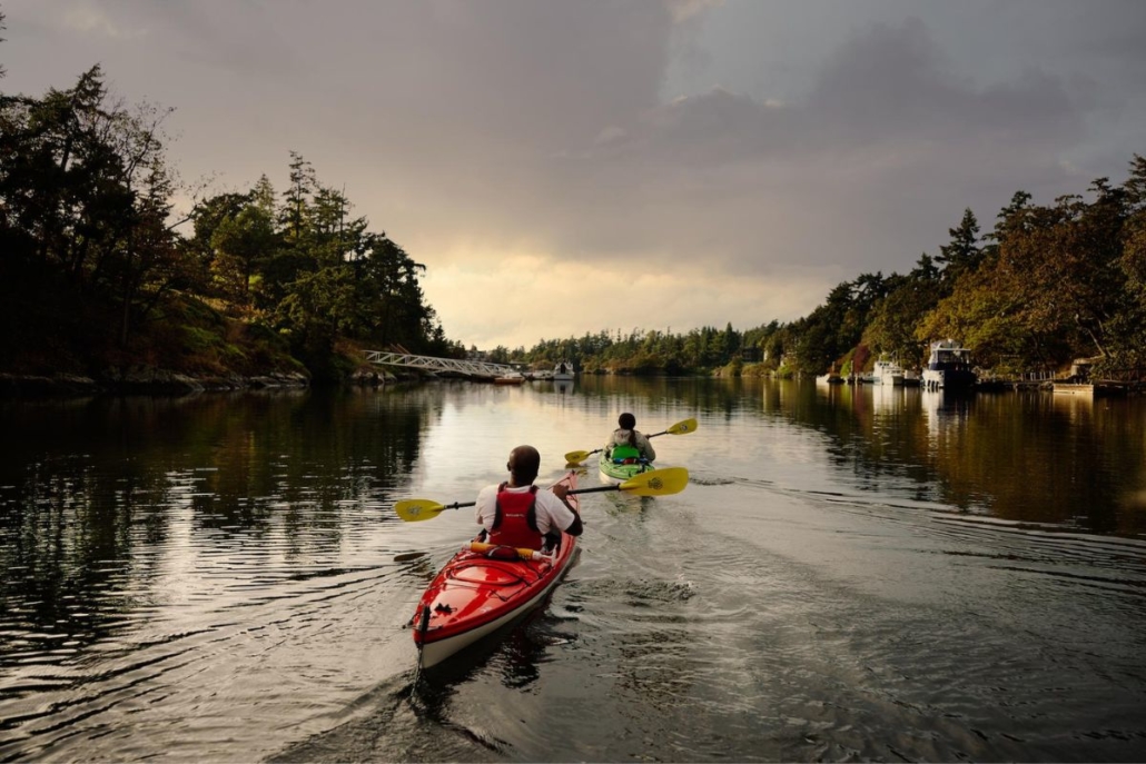 Kayaking in The Gorge with Ocean River Sports. Photo by Destination BC and Hubert Kang.