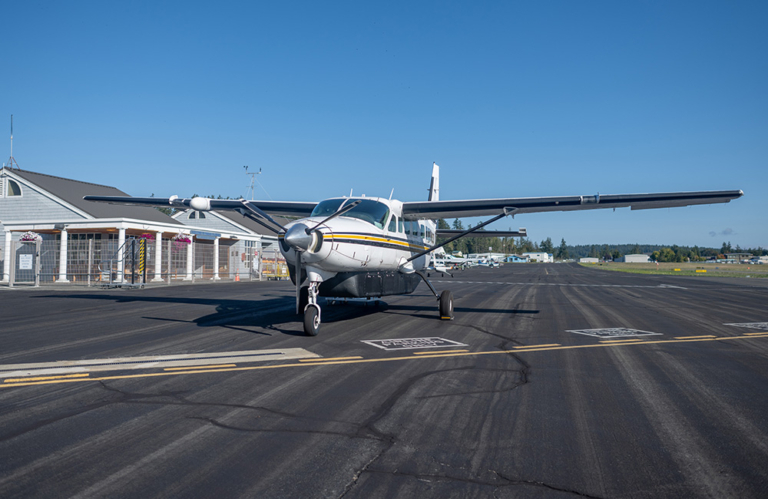 Seattle to Victoria Intl. Airport Landplane Flights | Kenmore Air