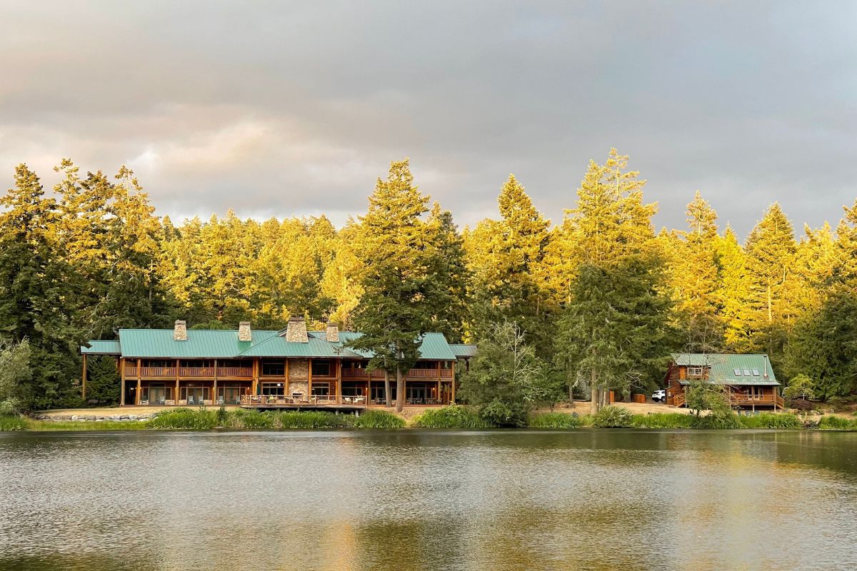 San Juan Island Lodging