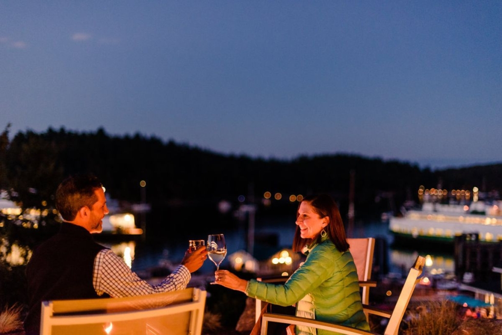 fireside cocktails at Friday Harbor House